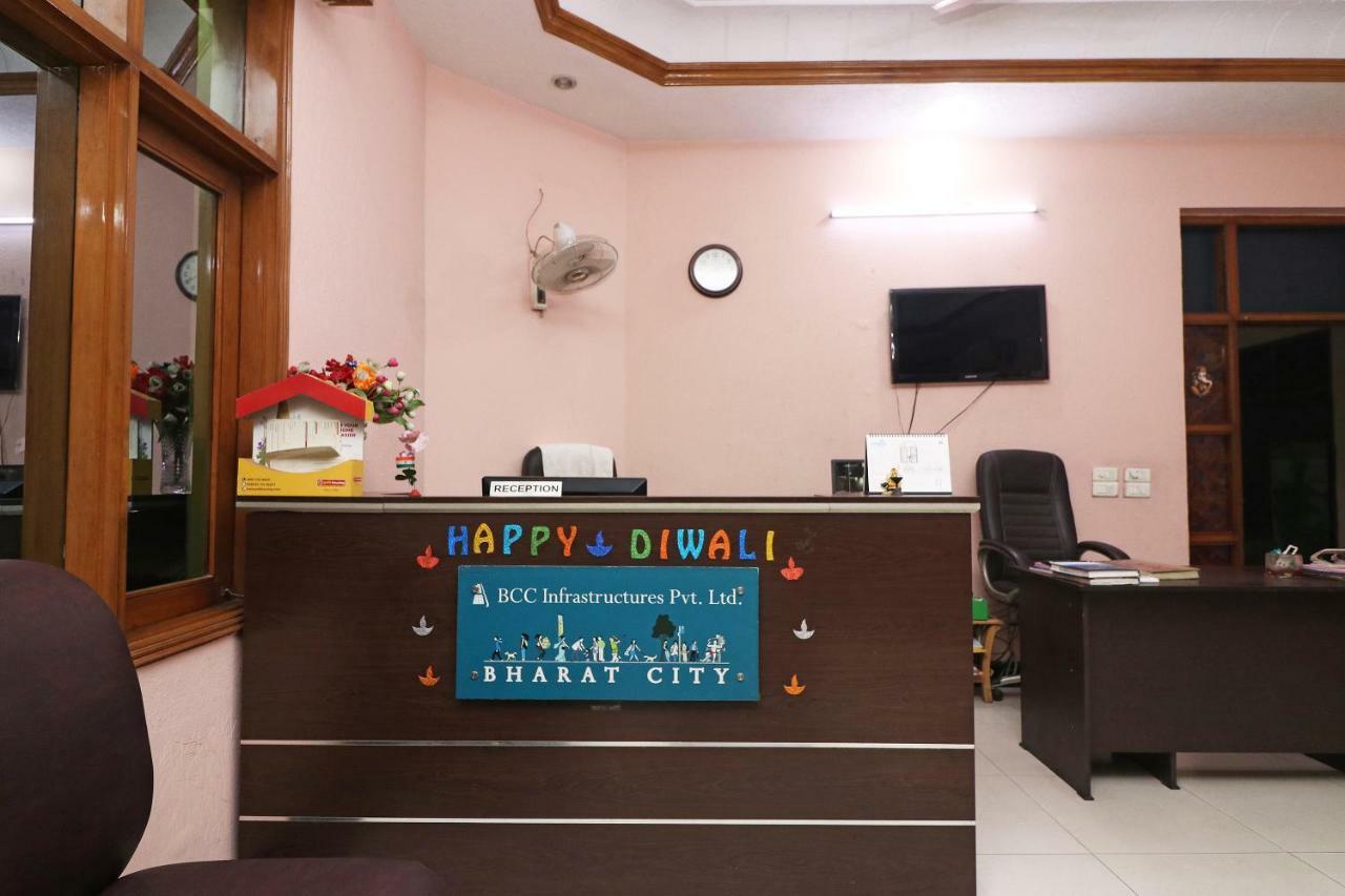 Oyo 24672 Bharat Guest House Dillí Exteriér fotografie