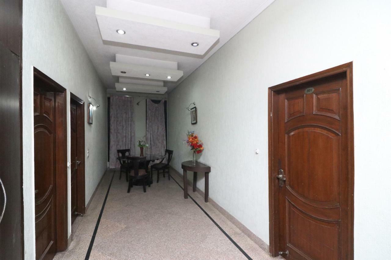 Oyo 24672 Bharat Guest House Dillí Exteriér fotografie