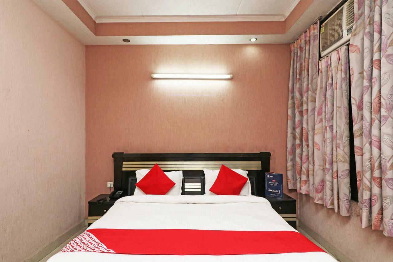 Oyo 24672 Bharat Guest House Dillí Exteriér fotografie
