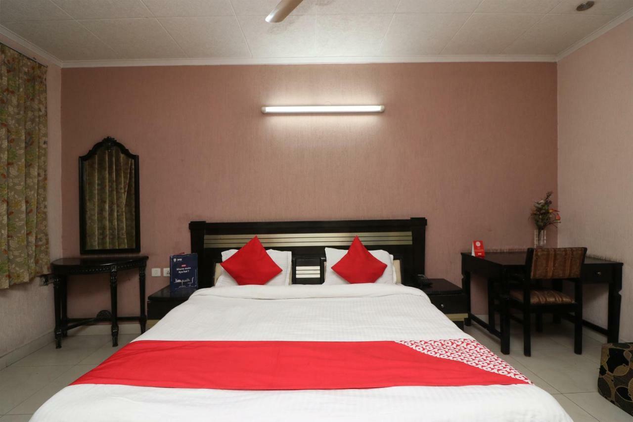 Oyo 24672 Bharat Guest House Dillí Exteriér fotografie